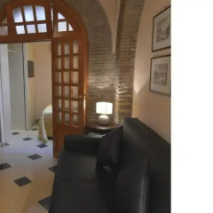 Luxury Art Apt With Terrace in Trastevere, Serviced by Hostmaker thumbnail 6