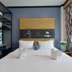 The River Scene Hotel thumbnail 5
