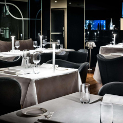The Square Hotel thumbnail 41
