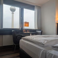 Park Inn by Radisson Berlin Alexanderplatz - Bild 7