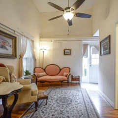 The Brownstone Inn thumbnail 8