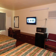 Sunset Motel thumbnail 12