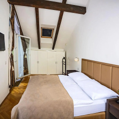 Deminka Palace - Bild 6