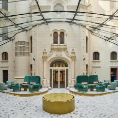 W Budapest - Bild 2