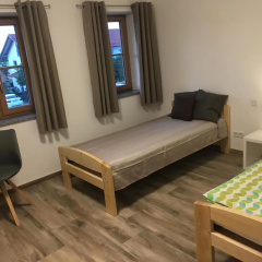 Schmid - Zimmer auf Zeit - Bild 1