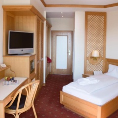 Quellenhof Thermenhotel  Garni - Bild 2