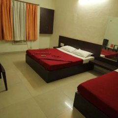 Hotel Laxmibai Palace thumbnail 11