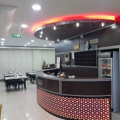 Deluxe Hotel - Bild 8