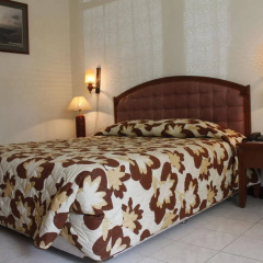 Surya Pesona Beach Hotel thumbnail 22
