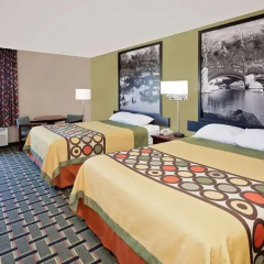 Econo Lodge Canton North thumbnail 13