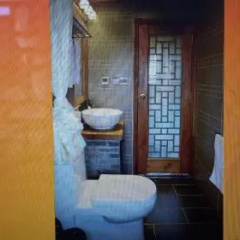 Lijiang Xianshe House thumbnail 4