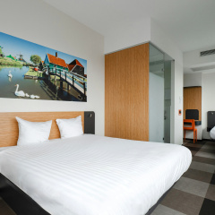 easyHotel Amsterdam Zaandam - Bild 3