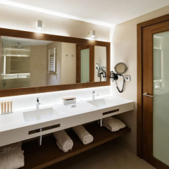 Lamaro Hotel thumbnail 10