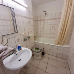 Apartment With Balcony, Neuss - Bild 9