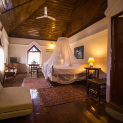 The Old Courtyard Hotel thumbnail 25