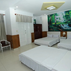 Thanh Long Hotel thumbnail 4