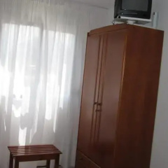 Habitaciones López Azcona thumbnail 2