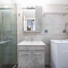 Vibrant Cozy Flat Near the Metro - Bild 8