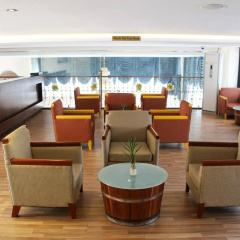 Sunny Holiday Hotel thumbnail 26