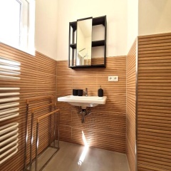 Burgunder helle und geräumige Ferienwohnung - Bild 10