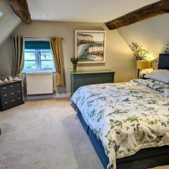 Worralls Grove Guest Farm House thumbnail 36