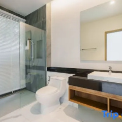 Niva Villa | Modern & Lake View near Phuket town - Bild 9