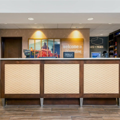 Hampton Inn & Suites Deland thumbnail 41