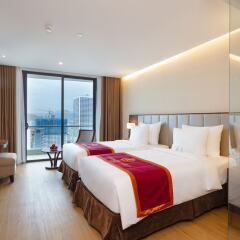 Regalia Gold Hotel in Nha Trang, Vietnam from 47$, photos, reviews - zenhotels.com guestroom photo 3