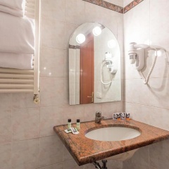 Raeli Hotel Luce - Bild 16