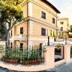 Sourire Hotel - Bild 1