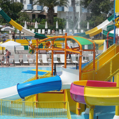 Club Aqua Plaza