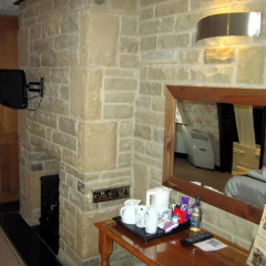 The Old White Lion Hotel thumbnail 5
