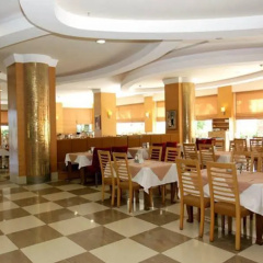 The Maxim Resort - Bild 15