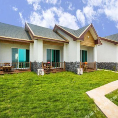 Jeju Sunny Pension (BBQ Restaurant, Dolphin View Beach Front) thumbnail 2