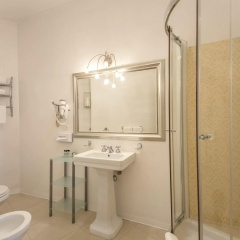 Relais Fontana di Trevi - Bild 8