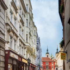 Old Town Square Apartments - Bild 12