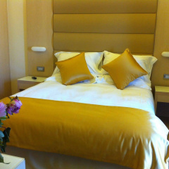 Augustana House - Bild 3