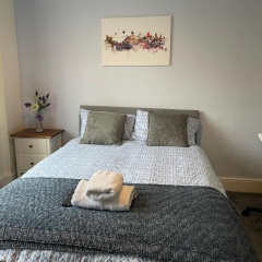 Maple Leaf Guest House thumbnail 1