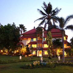 White Rose Kuta Resort - Villas & Spa - Bild 14