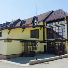 Gostinyij Dvor Altaj Hotel