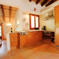 Ideal Holiday Home with Private Pool for Family & Friends - Bild 16