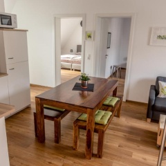 Talstation Kabine 20 / Innenstadt, 2 Schlafzimmer, Terrasse - Bild 2