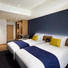 the b akasaka-mitsuke - Bild 8