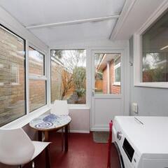 3 Bed Renovated Bungalow - 3 car or RV pkg - Garden in Southampton, United Kingdom from 327$, photos, reviews - zenhotels.com photo 22