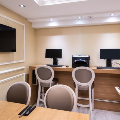 Catalonia Las Cortes Hotel - Bild 20