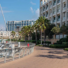 Herzliya Marina Lagoon Apartment thumbnail 16