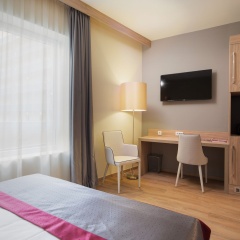 Akeah Verdi Budapest - Bild 7