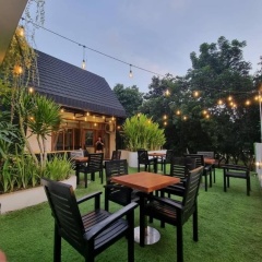 Onesouth Banyuwangi Pulau Merah - Bild 10