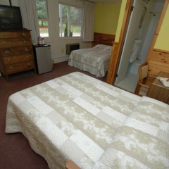 The Arbor Inn thumbnail 12