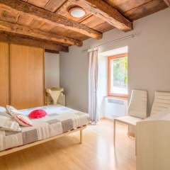 La Salesse (CZM200) photo 2